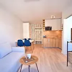 Charmantes Appartement In Kolberg Mit Garten